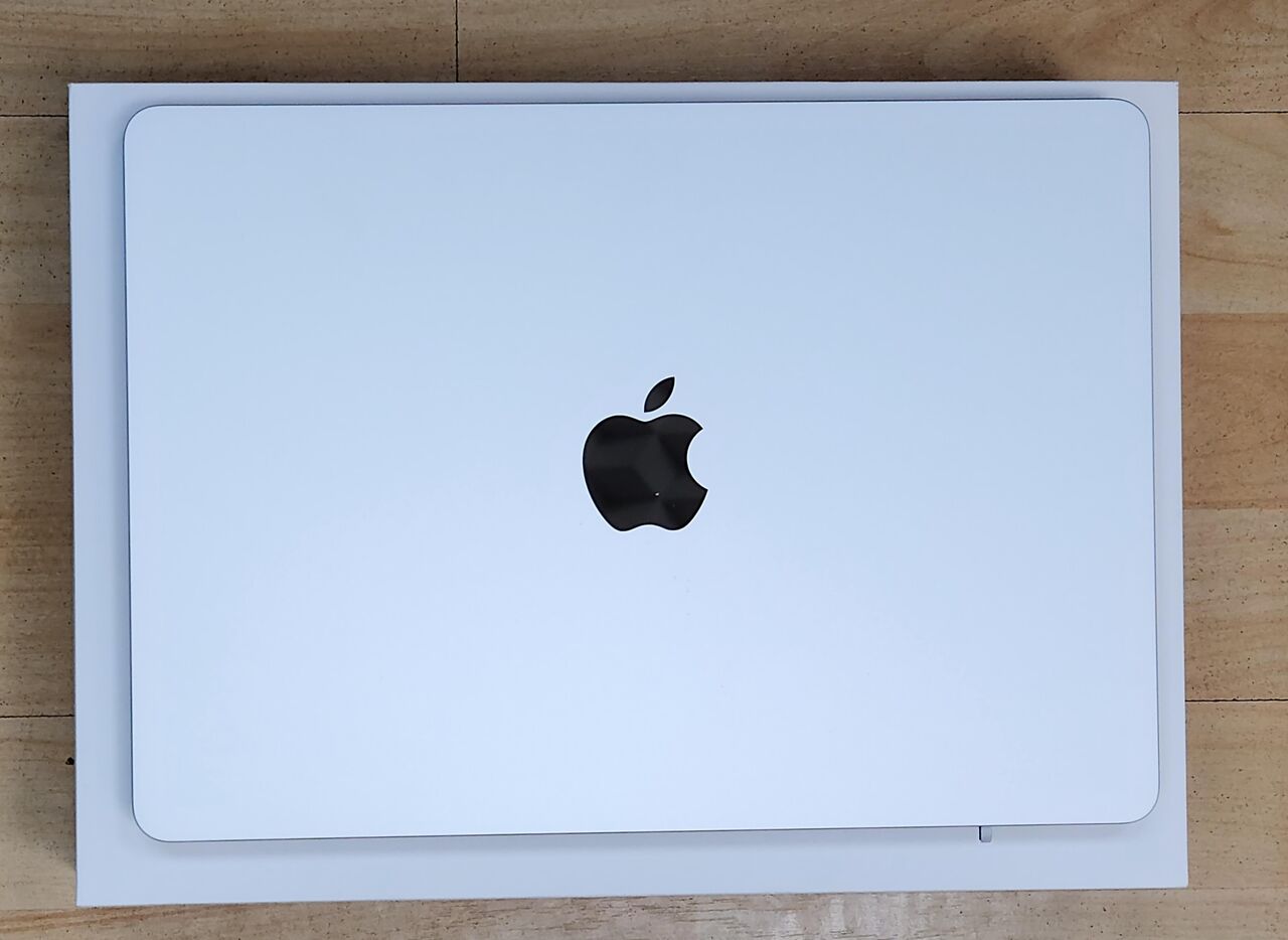 Riyadh, Computers, SAR 4399,  MacBook Air M4 13&rdquo; CPU: 10CORE 2025 RAM:16GB SSD 512GB GPU:10CORE BC:5(100%)
