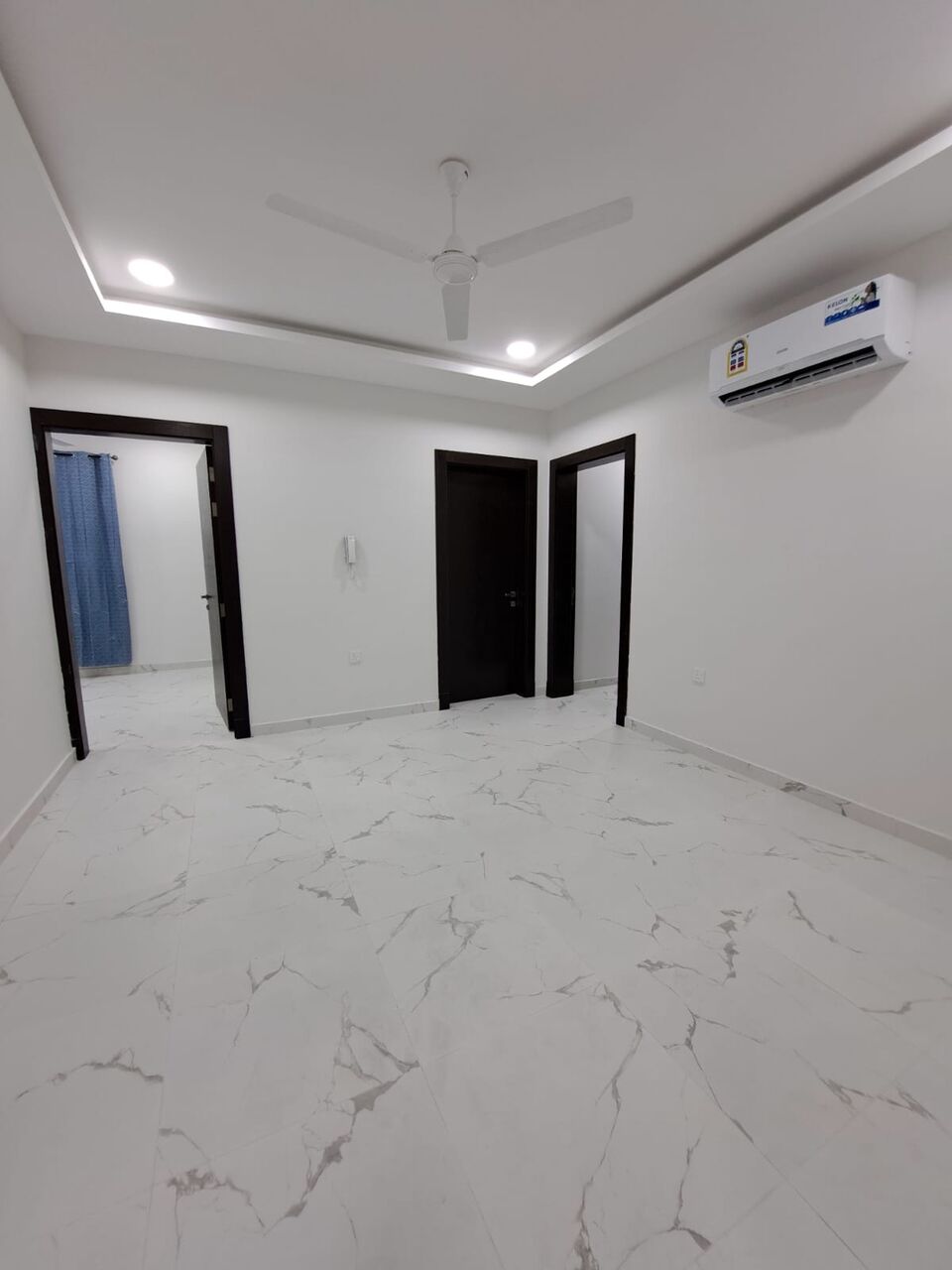 Salmaniya, Apartments, Flats, Houses & Villas, BHD 230/month,  2 Bedroom With Ewa In Salmaniya