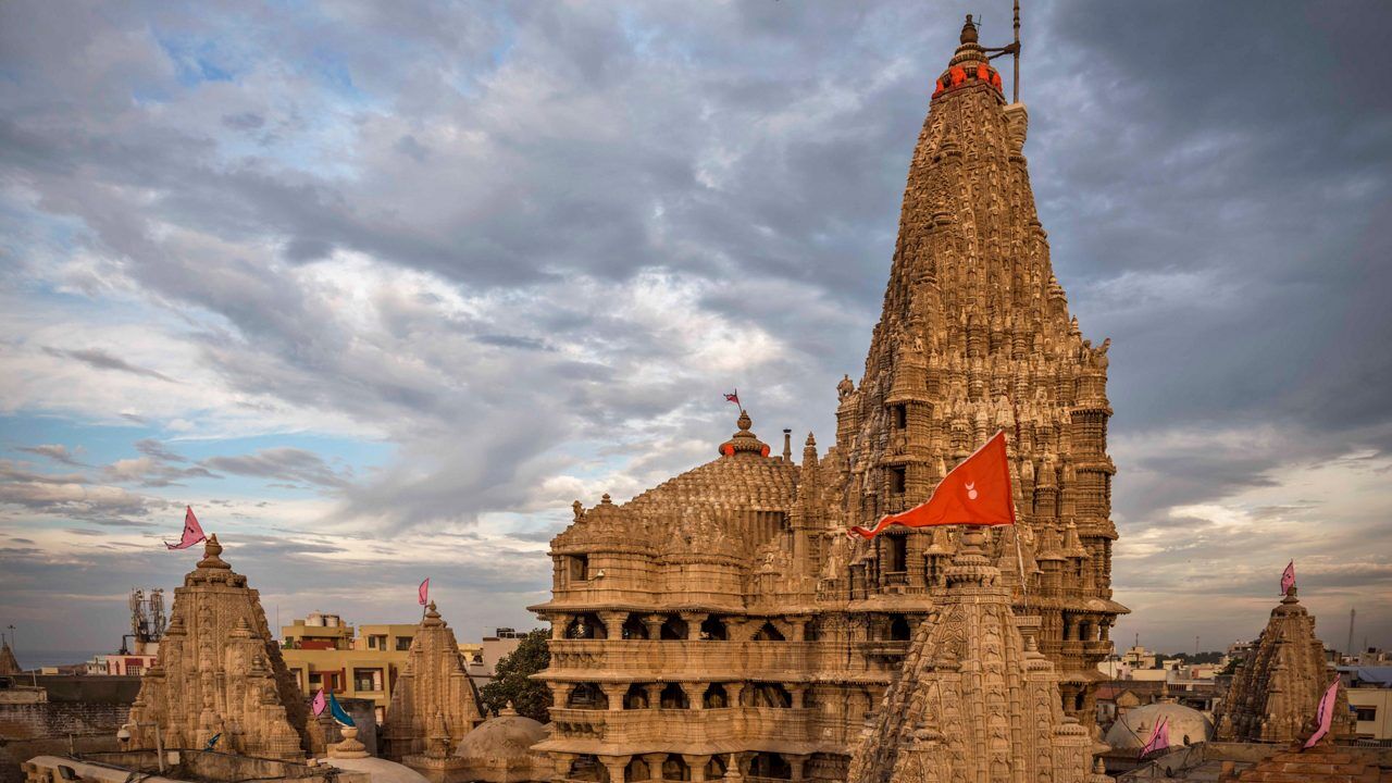Ahmedabad, Help, Amazing Gujarat 5 Nights 6 Days 23000/- Inclusions:  5 Buffet / Fixed Menu Breakfast  Si