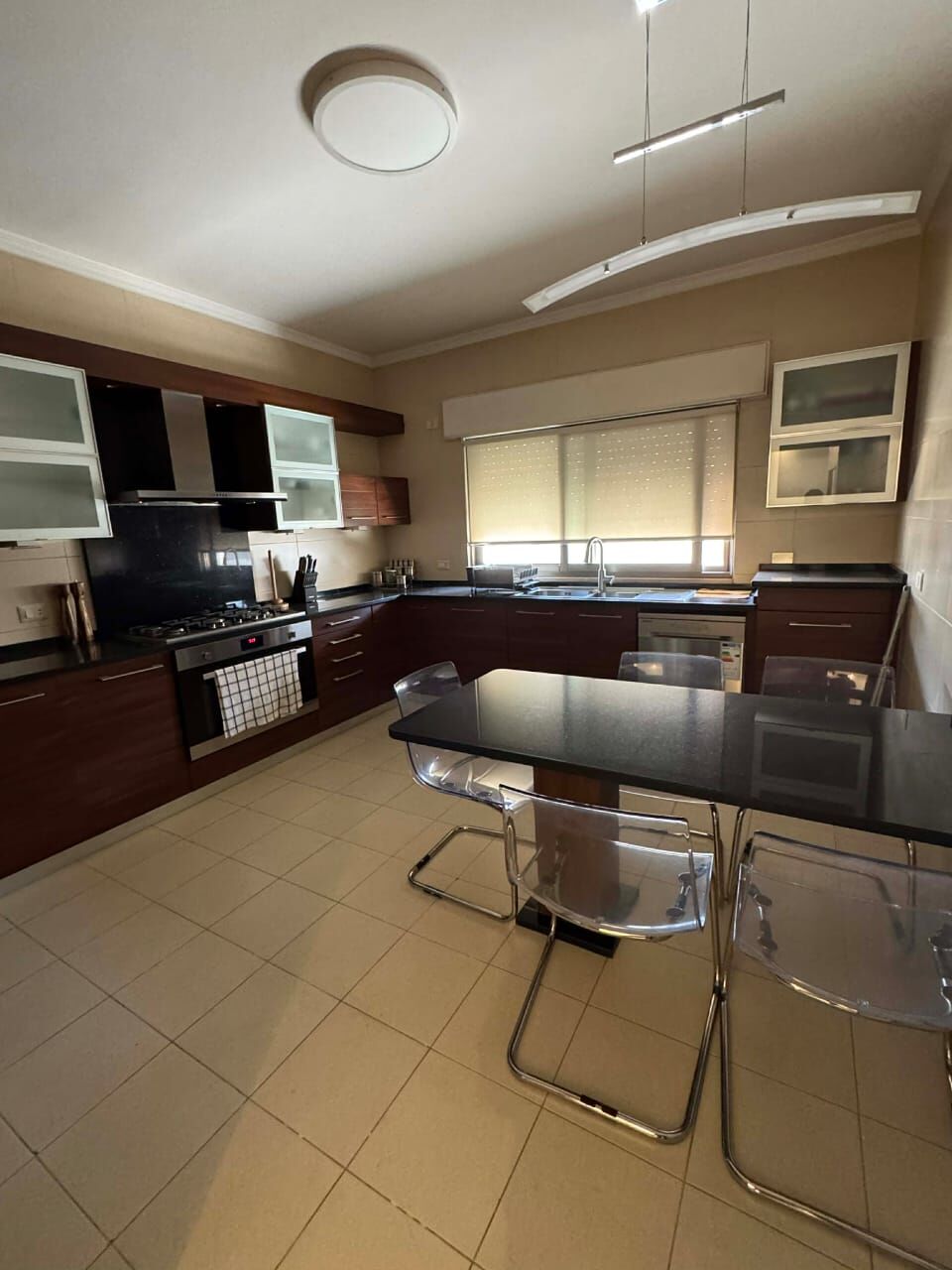 Amman, Apartments, Flats, Houses & Villas, JOD 14/year,  Furnished,  3 BR,  210 Sq. Meter,  Apartment For Rent In Jabel Amman