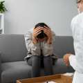 How Therapy Supports Long-Term Panic Attack Treatment