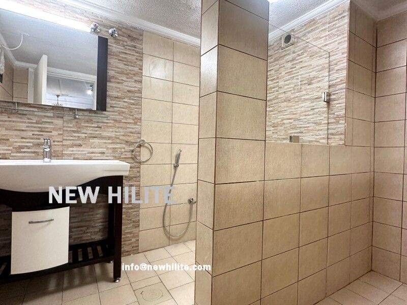 Salwa, Villas, KWD 950,  Spacious 3-Bedroom Floor With Terrace For Rent In Salwa