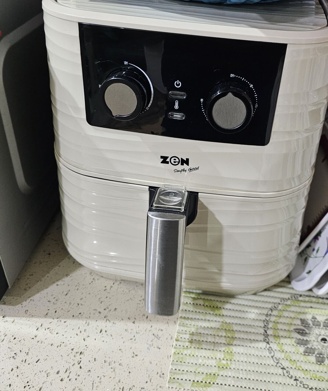 Manama, Appliances, BHD 15,  Air Fryer (ZEN)
