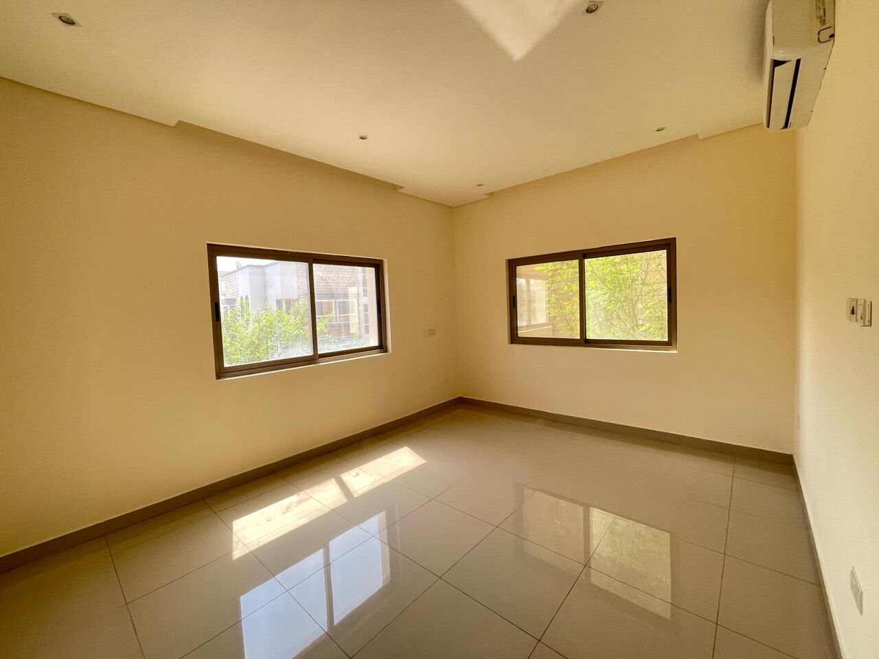 Zinj, Apartments, Flats, Houses & Villas, BHD 350/month,  3 BR,  3 Bedroom In Zinj Without Ewa