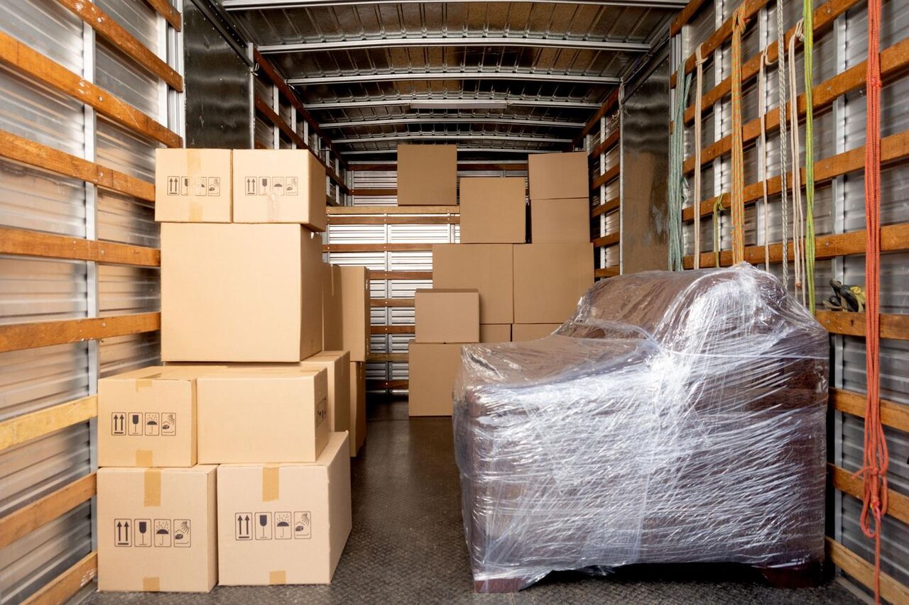 Jeddah, Apartments, Flats, Houses & Villas, PROFESSIONAL PACKERS AND MOVERS IN JED, RIYAD, DAMMAM & GULF CALL: 0502837532 | AMC MOVERS