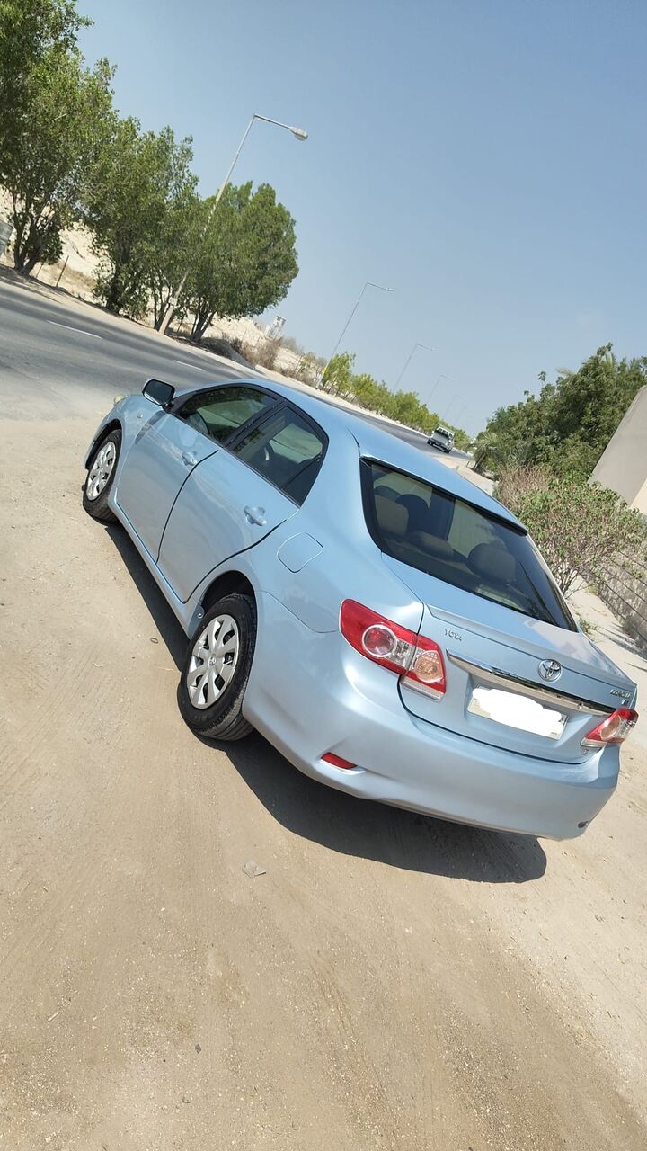 Hidd, Vehicles, Cars & Trucks , BHD 2600,  Toyota Corolla,  2013,  Automatic,  180000 KM,  TOYOTA COROLA XLI MODEL  ENGINE 1.8 L BLUE COLOR INSURANCE AND PASSING TILL DECEMBER 2