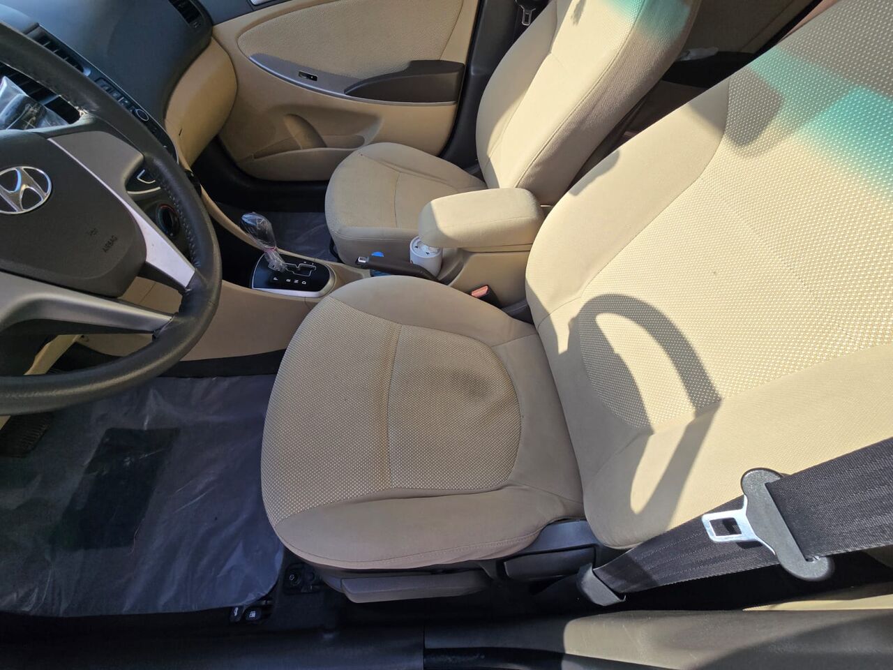 Riyadh, Vehicles, Cars & Trucks , SAR 18000,  Hyundai Accent,  2014,  Automatic,  251578 KM,