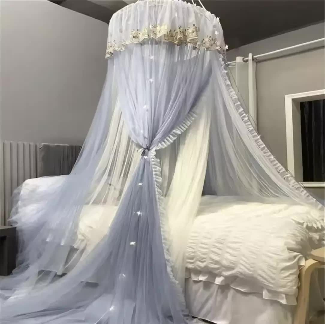 Paris, Furniture, EUR 4900,  Ciel De Lit Pour Adulte : Une Chambre Plus Douce Et Élégante