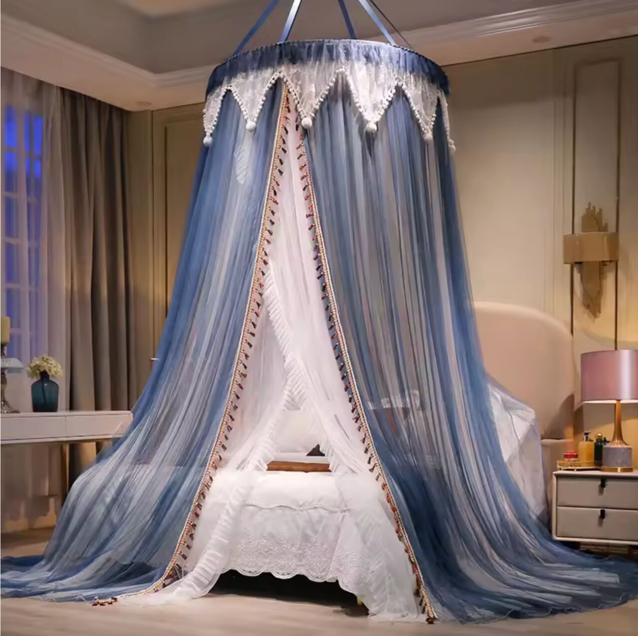 Paris, Furniture, EUR 4900,  Ciel De Lit Pour Adulte : Une Chambre Plus Douce Et Élégante