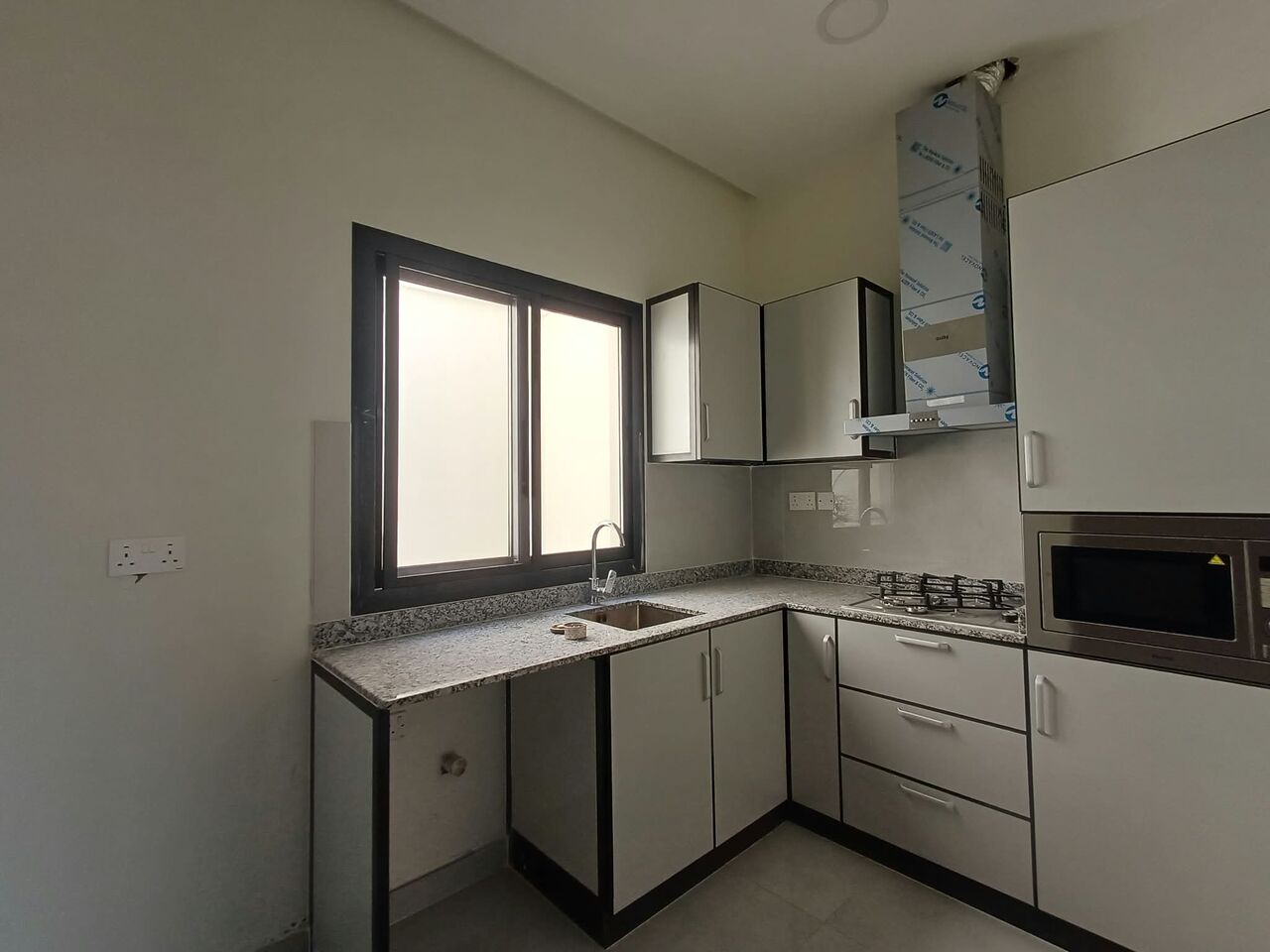 Segaya, Apartments, Flats, Houses & Villas, BHD 320/month,  Furnished,  2 BR,  2 Bed Room | 2 Bathroom | Semi Furnished | Inclusive EWA.