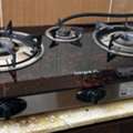 SAR 400,  Glass-top Stove And With Gas Cylinder For Sale.
