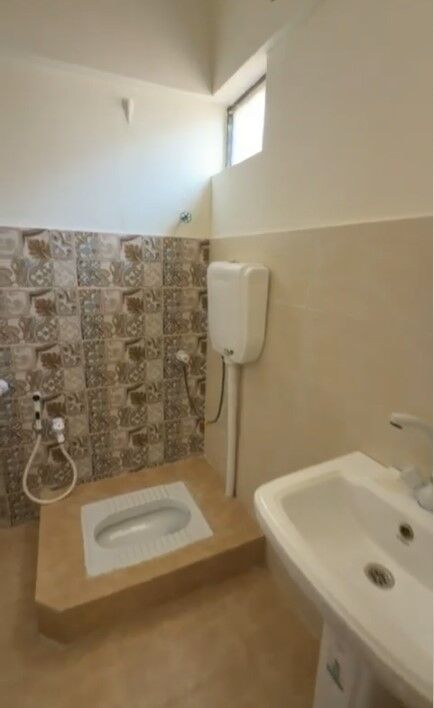 Karachi, Apartments, Flats, Houses & Villas, PKR 8000000/month,  2 BR,  750 Sq. Meter,  Saima Arabian Villas - For Urgent Sale