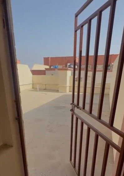 Karachi, Apartments, Flats, Houses & Villas, PKR 8000000/month,  2 BR,  750 Sq. Meter,  Saima Arabian Villas - For Urgent Sale