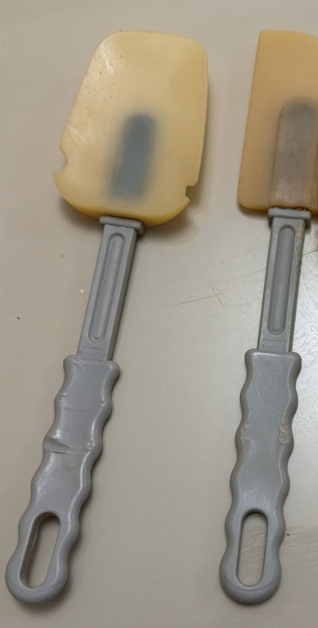 Mahooz, Appliances, BHD 28,  Cake Mixer  - Urgent Selling
