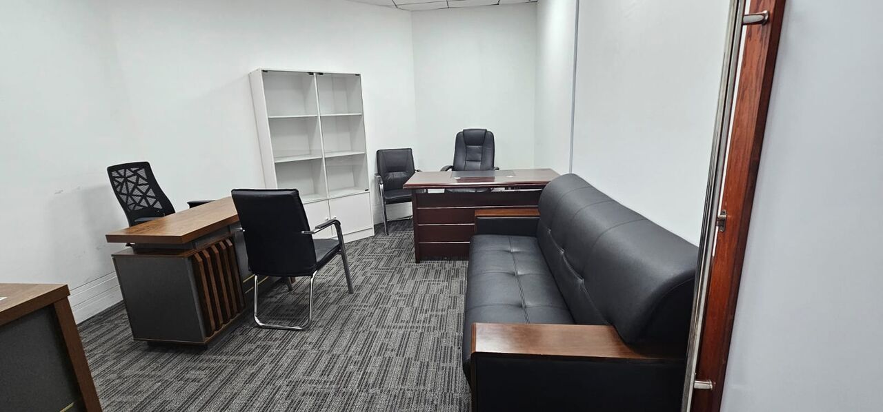 Dubai, Offices, AED 30000,  200 Sq. Feet,  🏢 Furnished Office For Rent In Dubai