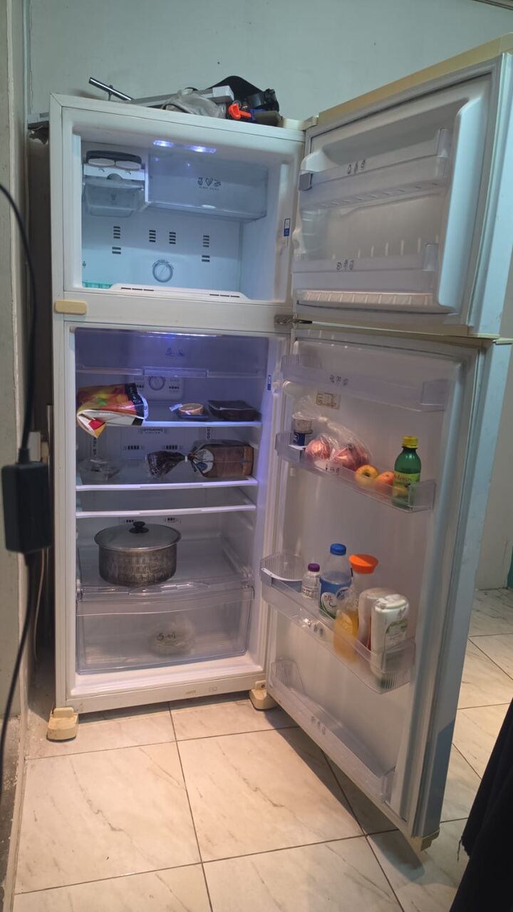 Manama, Household Items, BHD 55,  Whirlpool Refrigerator In Excellent Condition