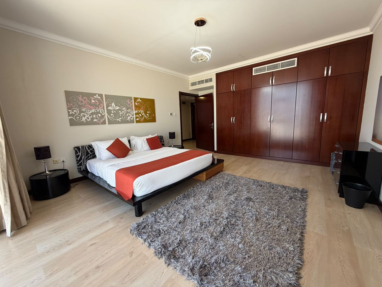 Juffair, Apartments, Flats, Houses & Villas, BHD 650/month,  Furnished,  3 BR,  Luxury Apartment For Rent In Juffair | Cinema | Pool, Gym & Sauna