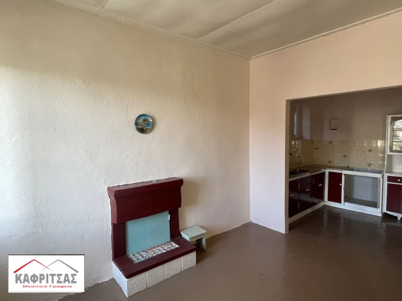 Athens, Real Estate For Sale, EUR 45000,  2 BR,  85 Sq. Meter,  Traditional Stone-Built Corner House  In Thermo GREECE