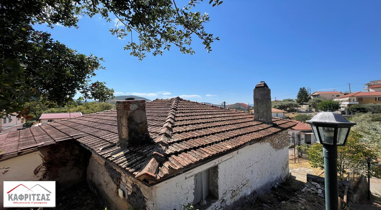Athens, Real Estate For Sale, EUR 45000,  2 BR,  85 Sq. Meter,  Traditional Stone-Built Corner House  In Thermo GREECE