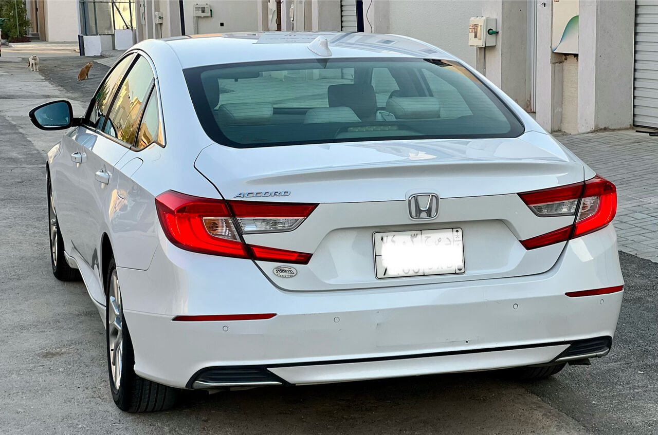 Riyadh, Vehicles, Cars & Trucks , SAR 45000,  Honda Accord,  2018,  Automatic,  382 KM,     2.0L Good Condition