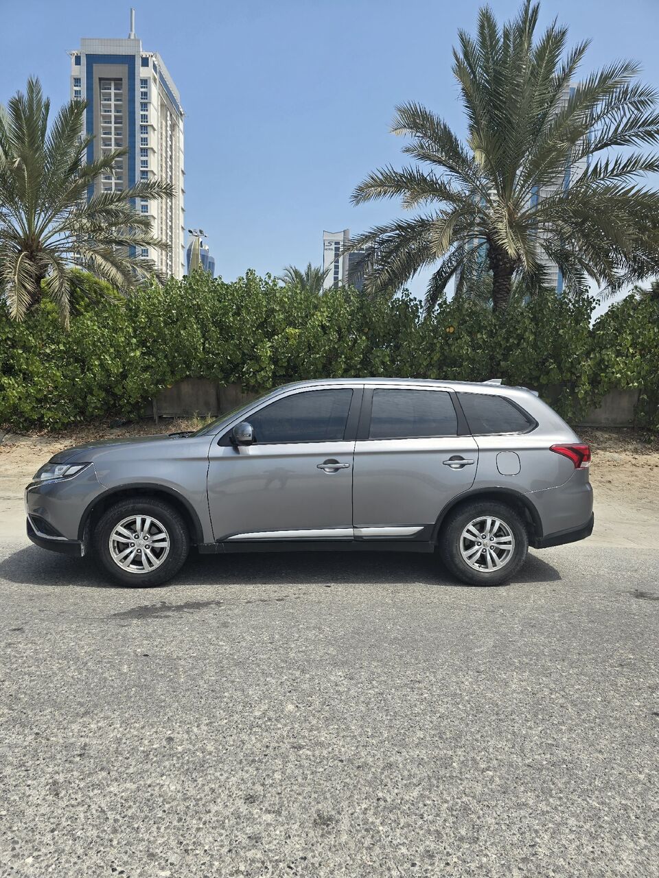 Sanabis, Vehicles, Cars & Trucks , Mitsubishi Outlander,  2020,  Automatic,  50280 KM,    KM 50k Only