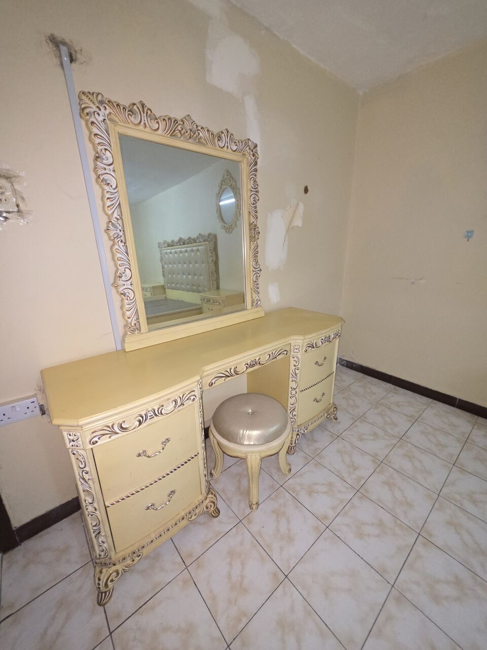Al Tubaishi, Apartments, Flats, Houses & Villas, SAR 13000/year,  2 BR,  🏡 Spacious Apartment For Rent | Household Items Must Be Purchased Along With It