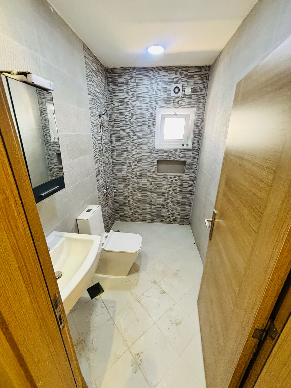 Tubli, Apartments, Flats, Houses & Villas, BHD 300/year,  2 BR,  Fully Furnished Sea View Flat For Rent