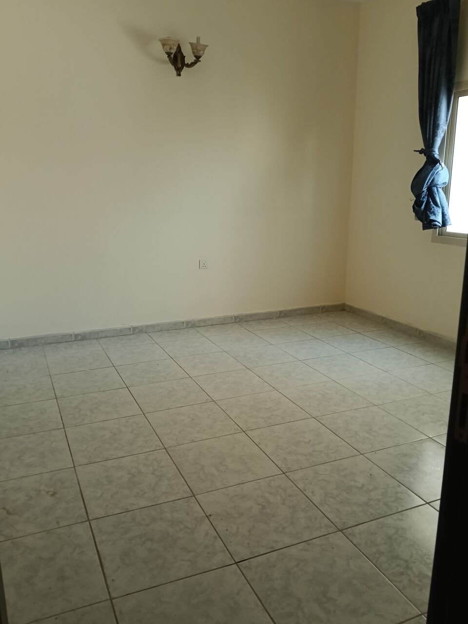 Adliya, Apartments, Flats, Houses & Villas, BHD 200/month,  2 BR,  2 Bedroom Semi Furnished Flat For Rent Without Ewa