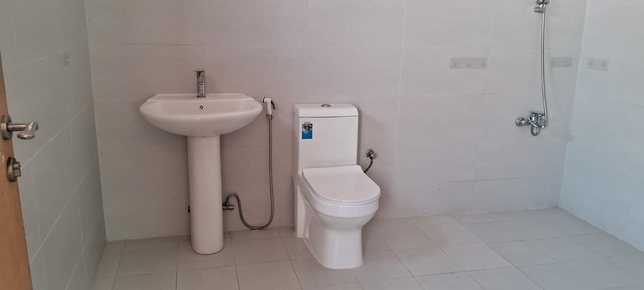 Budaiya, Villas, BHD 400,  3 Bedroom Villa For Rent In Janusan