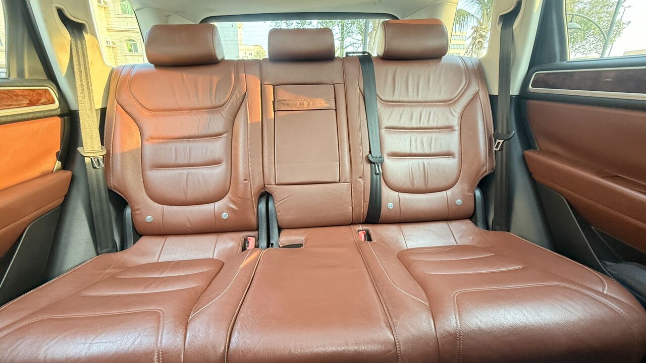Jeddah, Vehicles, Cars & Trucks , SAR 58000,  Volkswagen Touareg,  2016,  Automatic,  190000 KM,  Volkswagen Tourage  Sale Net & Clean Full Option