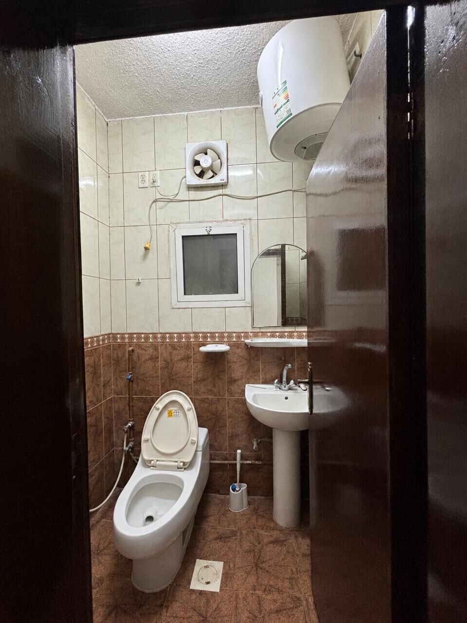 Jubail, Rooms for Rent, SAR 1000/month,  Furnished,  1000 Separate Bachelor Room / Seperate Entrance