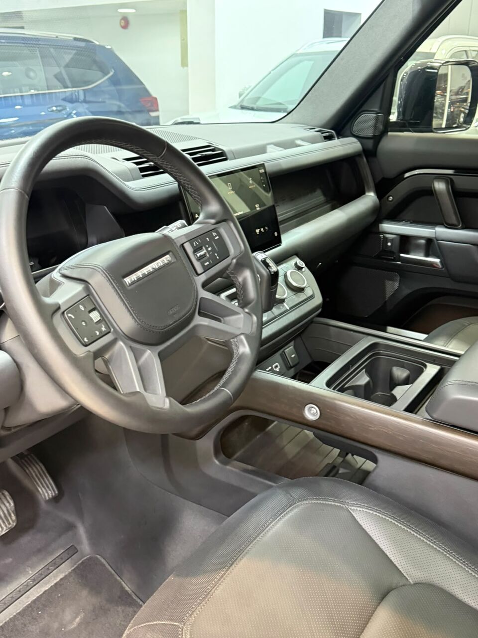 Manama, Vehicles, Cars & Trucks , BHD 27500,  Land Rover Defender,  2024,  Automatic,  51000 KM,   P400 /  (Black)