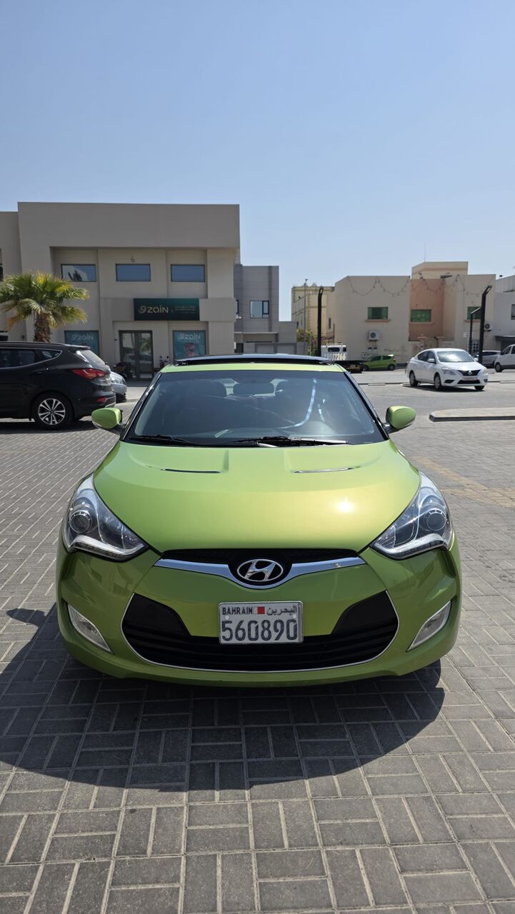 Isa Town, Vehicles, Cars & Trucks , BHD 2400,  Hyundai Veloster,  2015,  Automatic,  130000 KM,   - Famous Green Apple Metallic (Green Apple Metallic)*