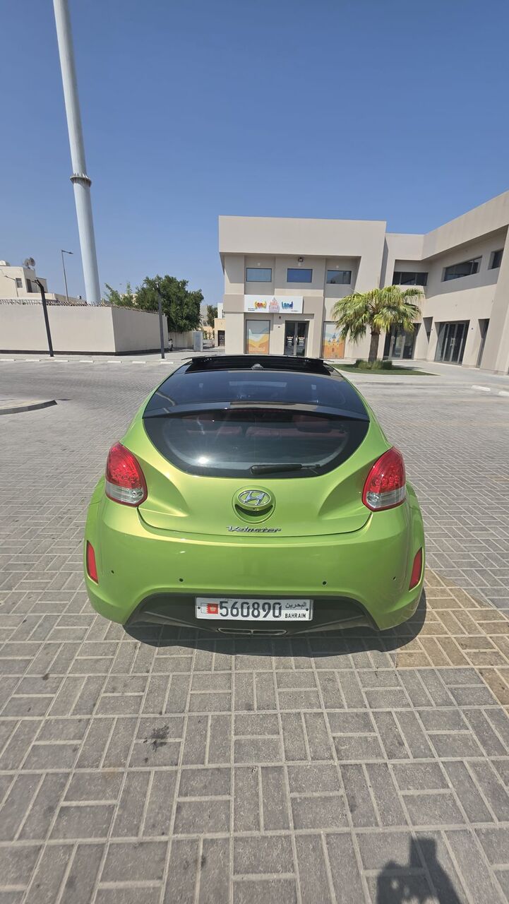 Isa Town, Vehicles, Cars & Trucks , BHD 2400,  Hyundai Veloster,  2015,  Automatic,  130000 KM,   - Famous Green Apple Metallic (Green Apple Metallic)*