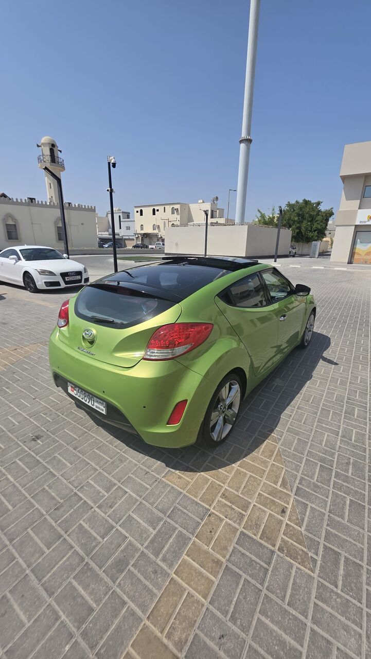 Isa Town, Vehicles, Cars & Trucks , BHD 2400,  Hyundai Veloster,  2015,  Automatic,  130000 KM,   - Famous Green Apple Metallic (Green Apple Metallic)*