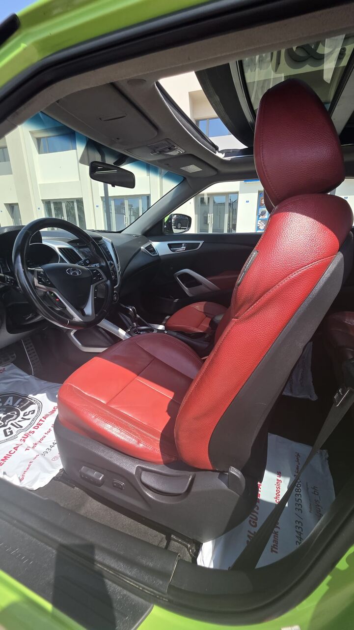 Isa Town, Vehicles, Cars & Trucks , BHD 2400,  Hyundai Veloster,  2015,  Automatic,  130000 KM,   - Famous Green Apple Metallic (Green Apple Metallic)*