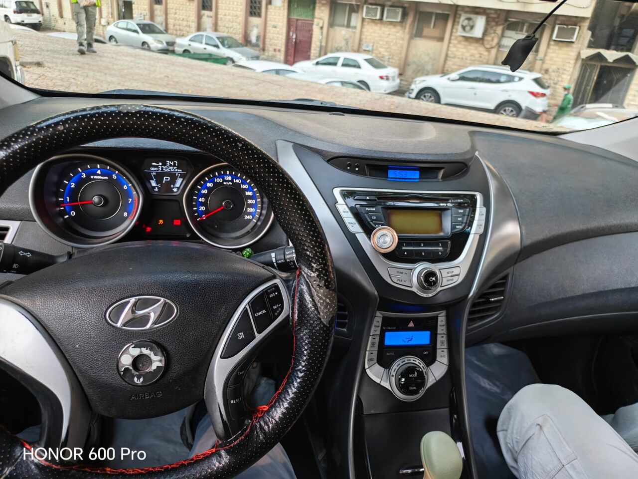 Riyadh, Vehicles, Cars & Trucks , SAR 22000,  Hyundai Elantra,  2012,  Automatic,  320000 KM,