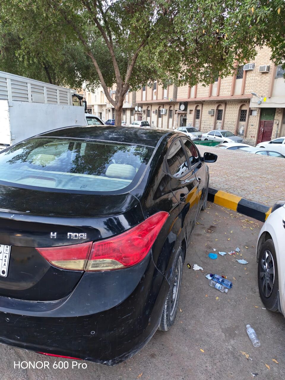 Riyadh, Vehicles, Cars & Trucks , SAR 22000,  Hyundai Elantra,  2012,  Automatic,  320000 KM,