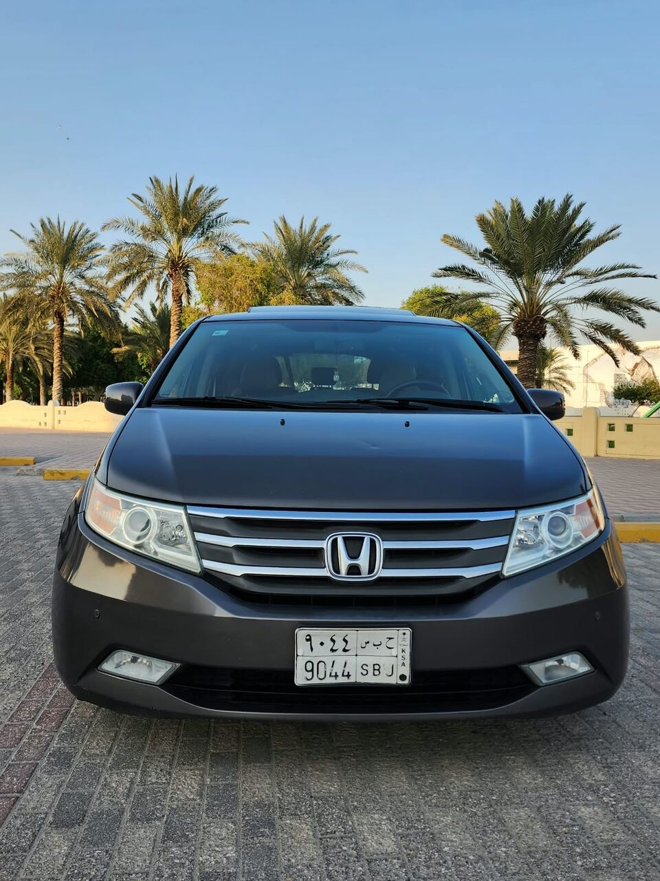Dammam, Vehicles, Cars & Trucks , SAR 1,  Honda Odyssey,  2013,  Automatic,  206000 KM,  HONDA ODDESSEY  Low Meillage Full Options