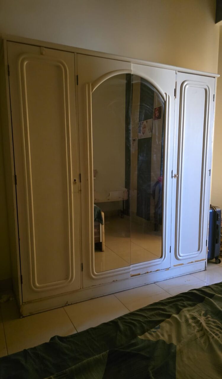 East Riffa, Household Items, BHD 10,  Wardrobe
