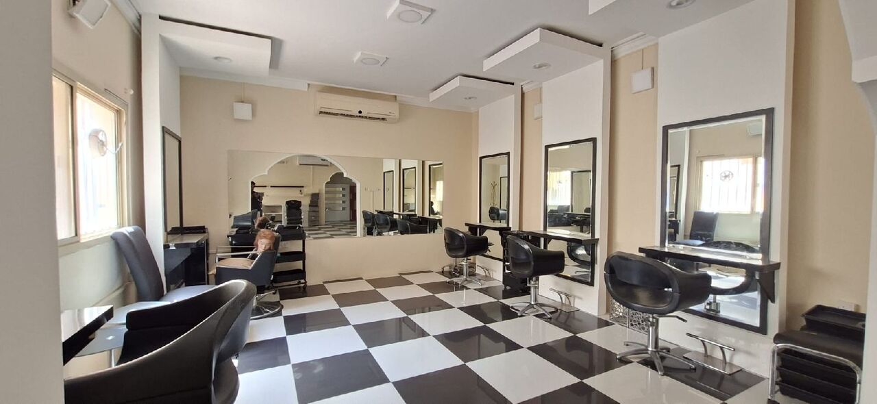 Mahooz, Shops, BHD 600,  220 Sq. Meter,  Fully Furnished Saloon For Rent In : Mahooz
