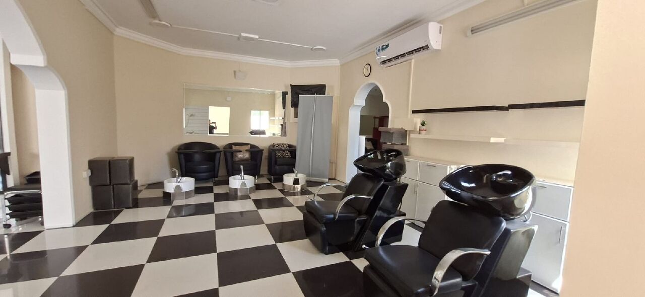 Mahooz, Shops, BHD 600,  220 Sq. Meter,  Fully Furnished Saloon For Rent In : Mahooz