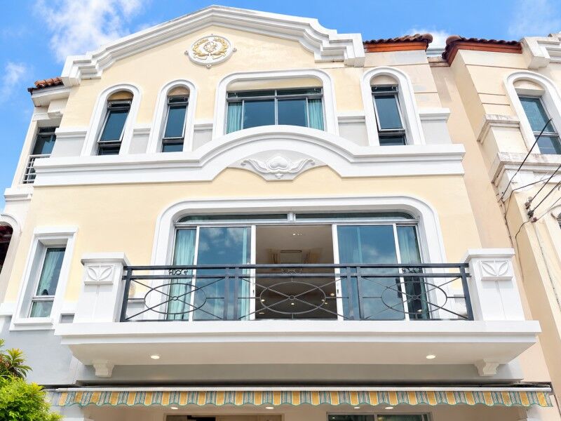 Bangkok, Villas, THB 26999,  20 Sq. Feet,  3นอน 4น้ำ รร.ลาดปลาเค้า 800 ม. 20ตร.วา. 200ตร.ม. 5แอร