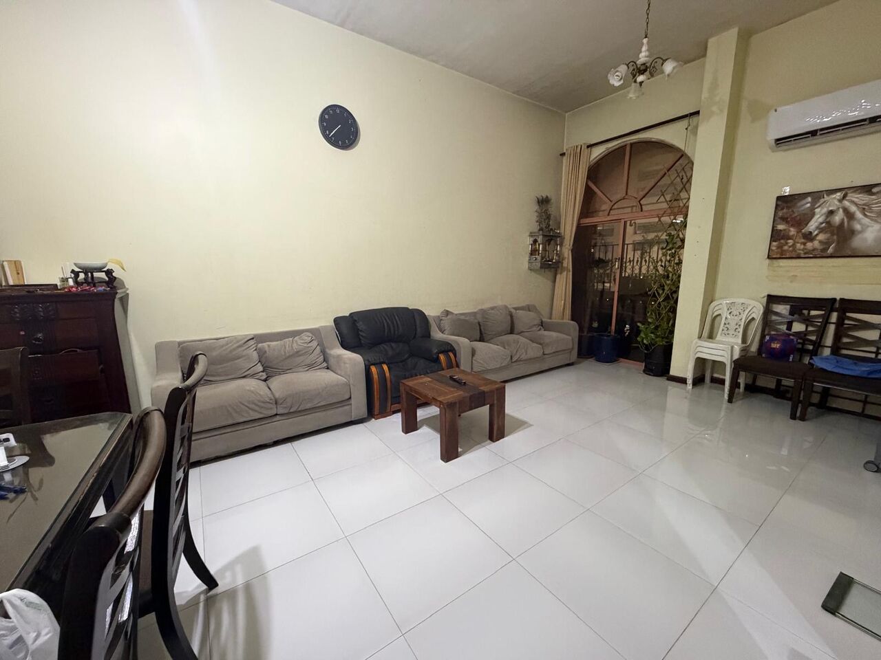 Manama, Rooms for Rent, BHD 130/month,  Furnished,  Sharing Flat For Rent