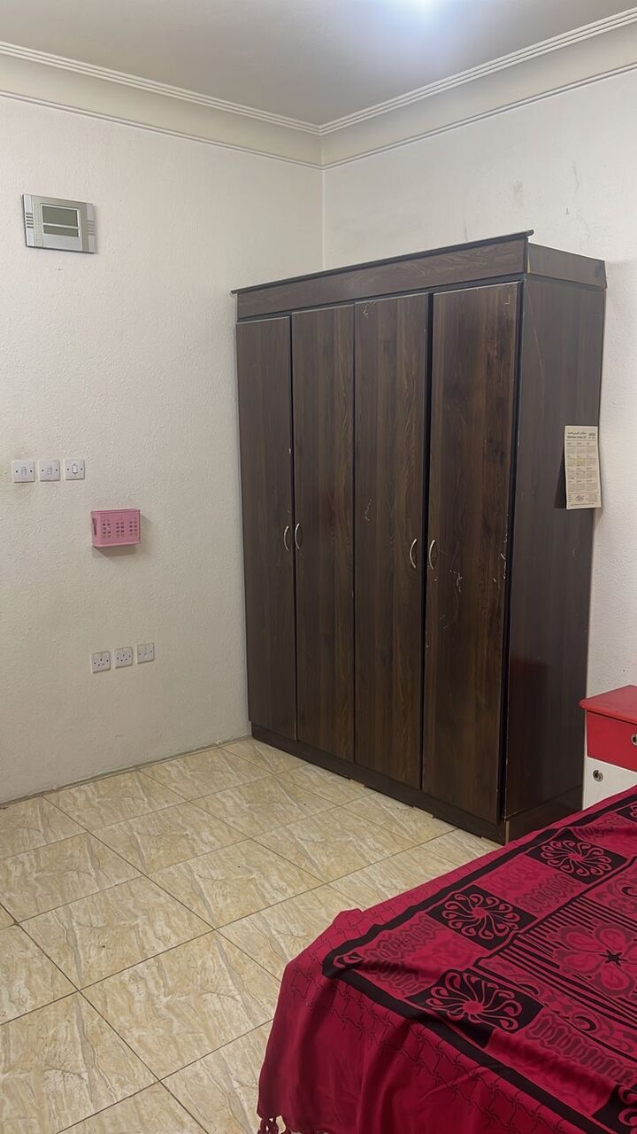 Al Khalidiyah, Bedspace For Rent, SAR 1000/month,  600 Sq. Meter,  Executive Bachelor Flat
