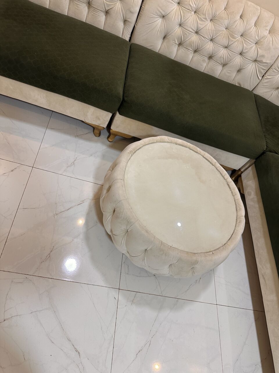 Jubail, Furniture, SAR 450,  7 Seater Sofa With Table