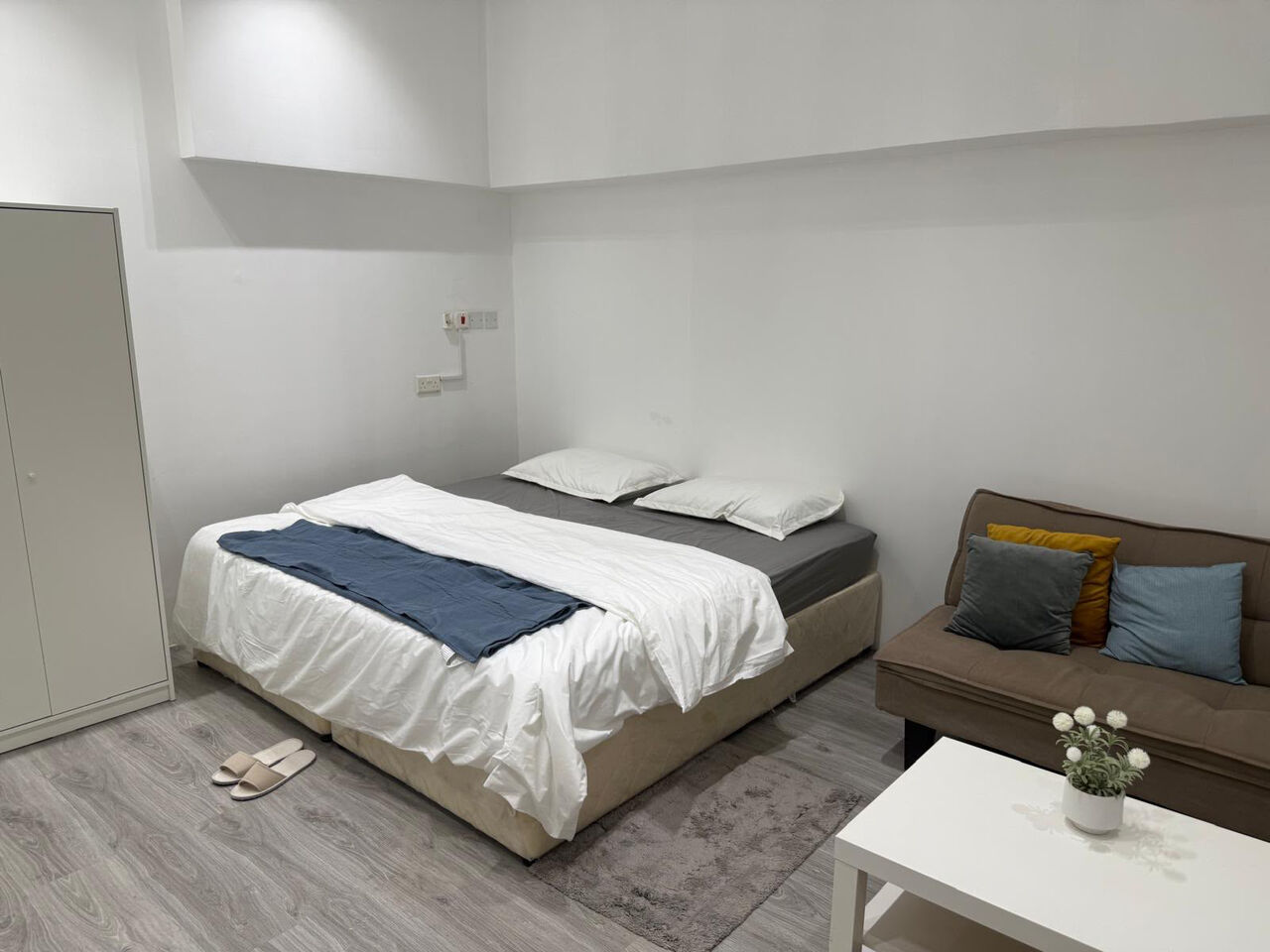 Janabiya, Apartments, Flats, Houses & Villas, BHD 175/year,  1 BR,  RENT - STUDIO FULLY FURNISHISED + EWA