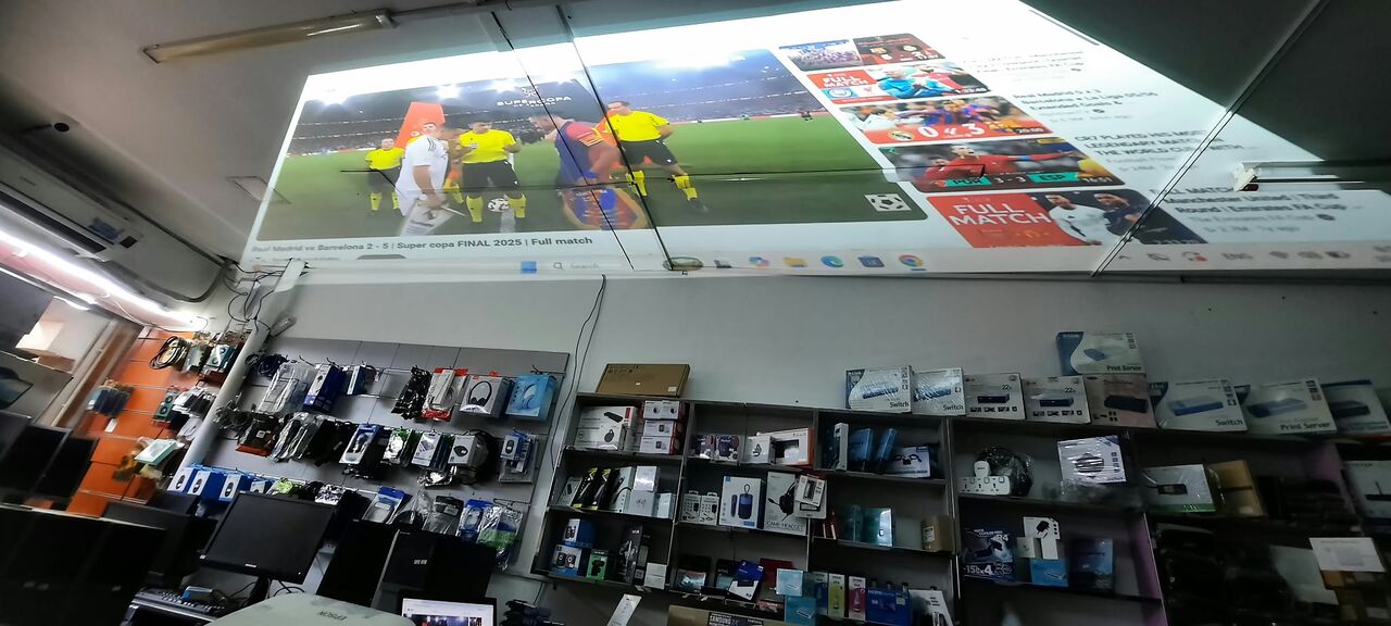 Manama, Computers, BHD 109,  Epson Projector 2,700 Lumens Bright Images,even In Daylight Upto 100" 3LCD WXGA Technology