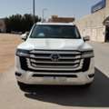 SAR 230,  Landcruiser GXR L5 Full Option,  2022,  Automatic,  105 KM,  Saudi Spec