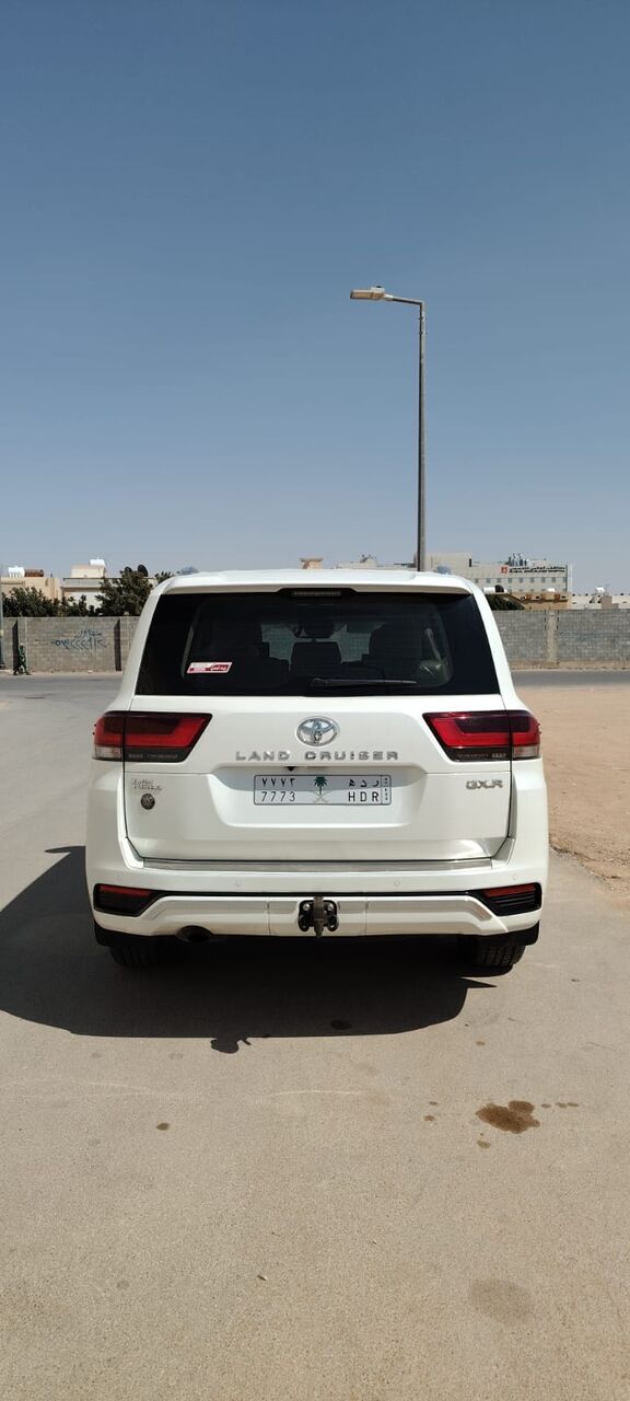 Riyadh, Vehicles, Cars & Trucks , SAR 230,  Landcruiser GXR L5 Full Option,  2022,  Automatic,  105 KM,  Saudi Spec